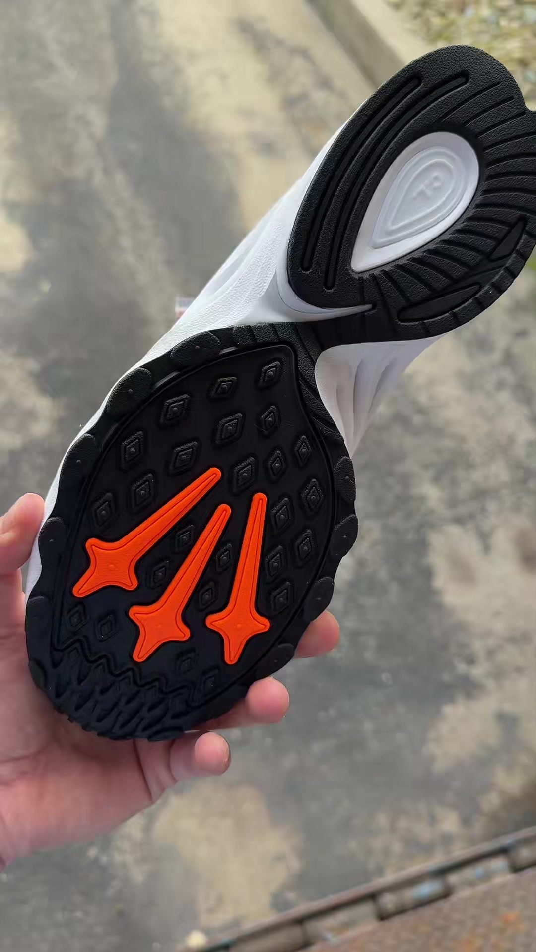 @VERIFIED SNEAKER DEALS