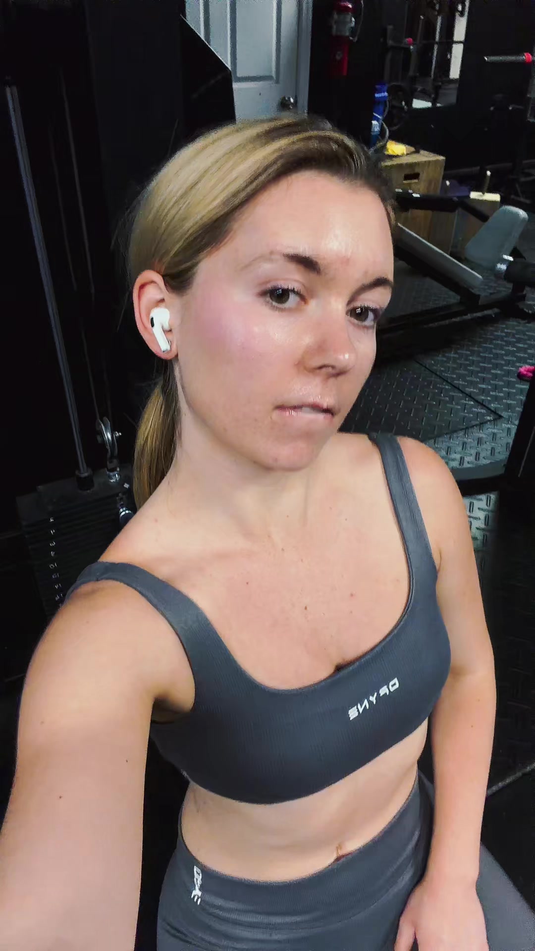 @hannahelizajohnson