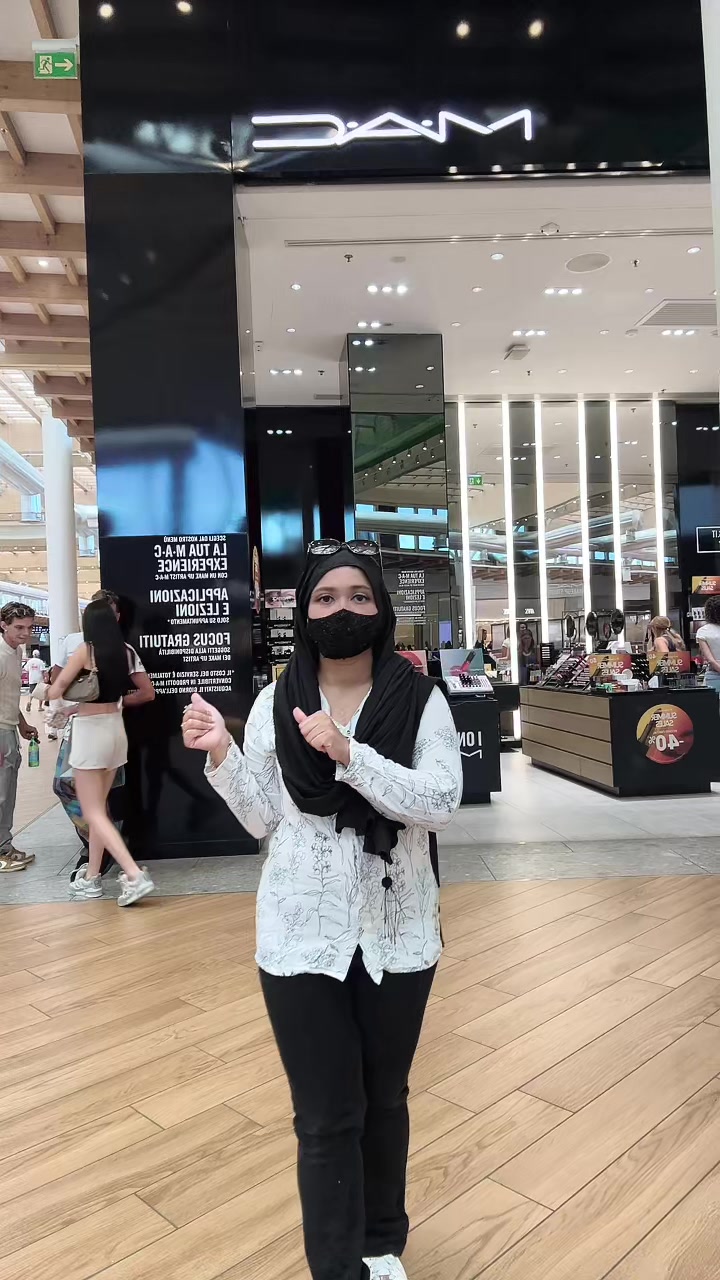 @Samayra🇮🇹🇧🇩🦈