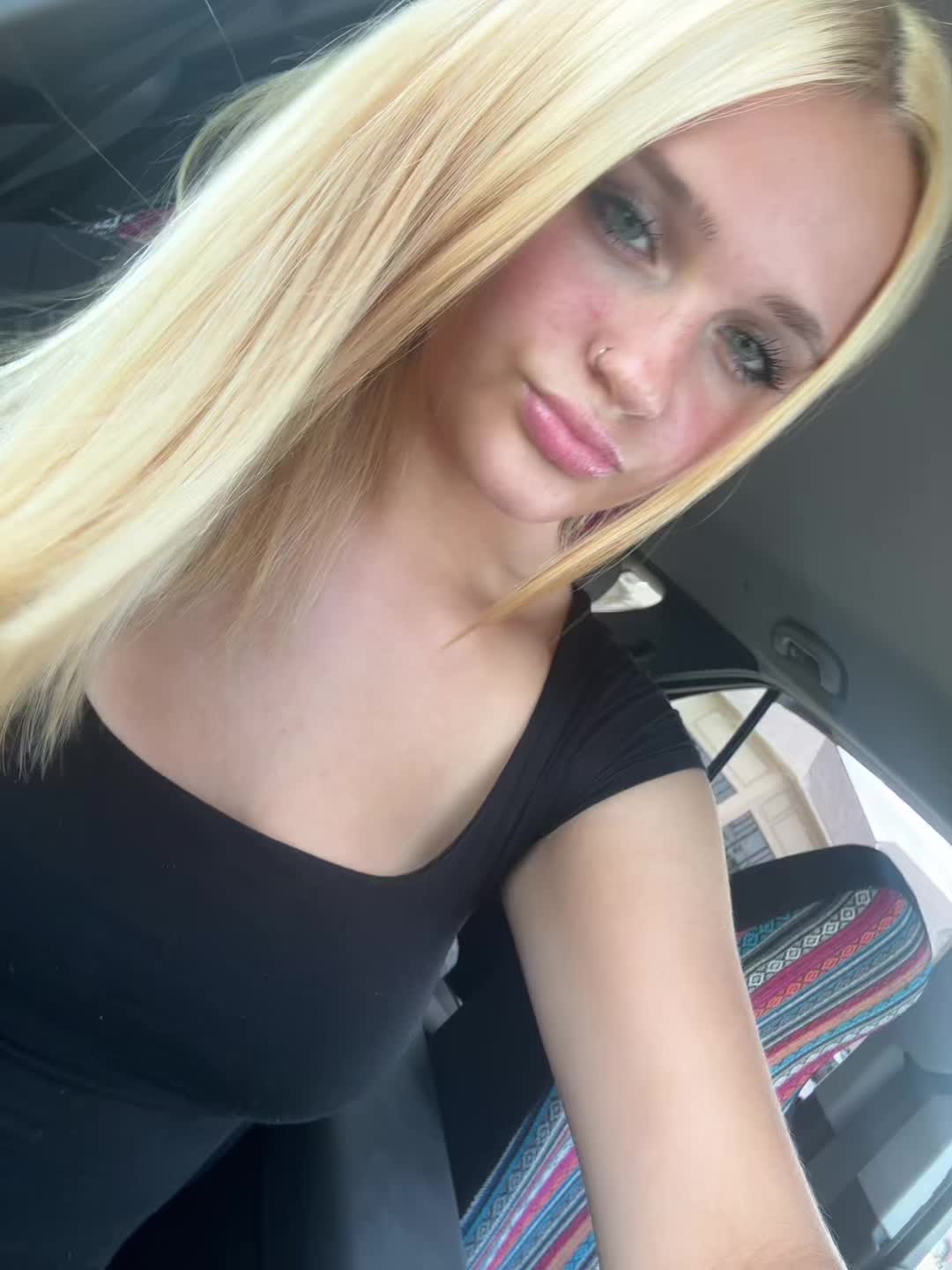 @ella🦩