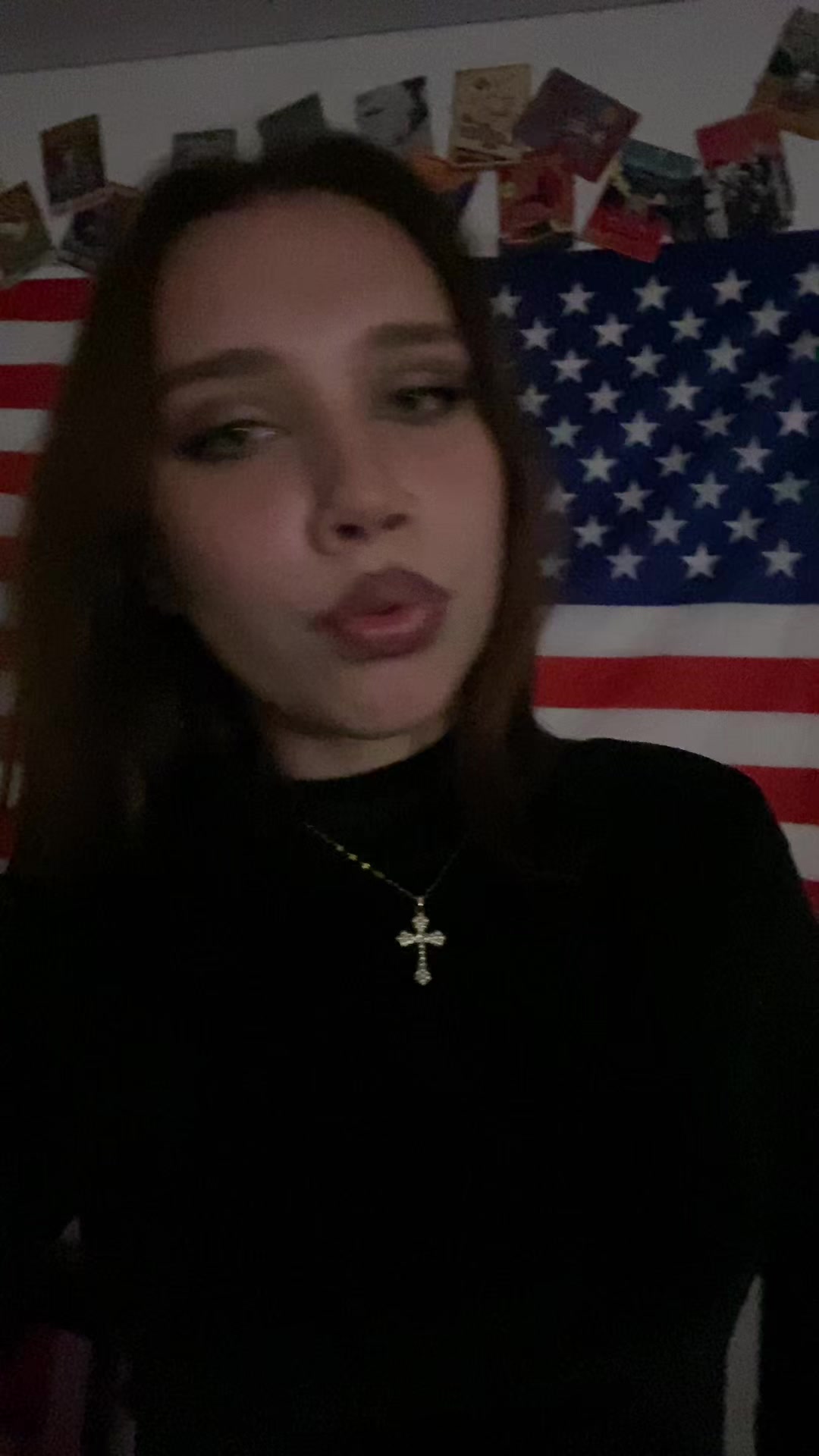 @annushka