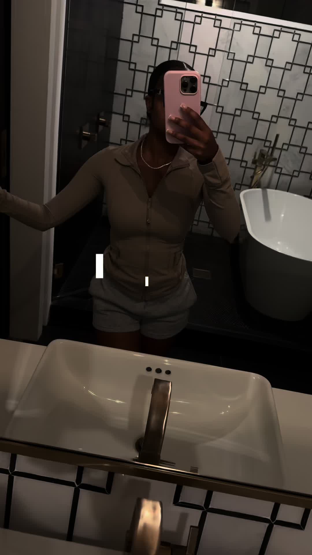 @GABRIELLE.