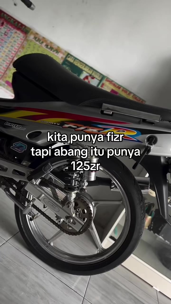 @Jr