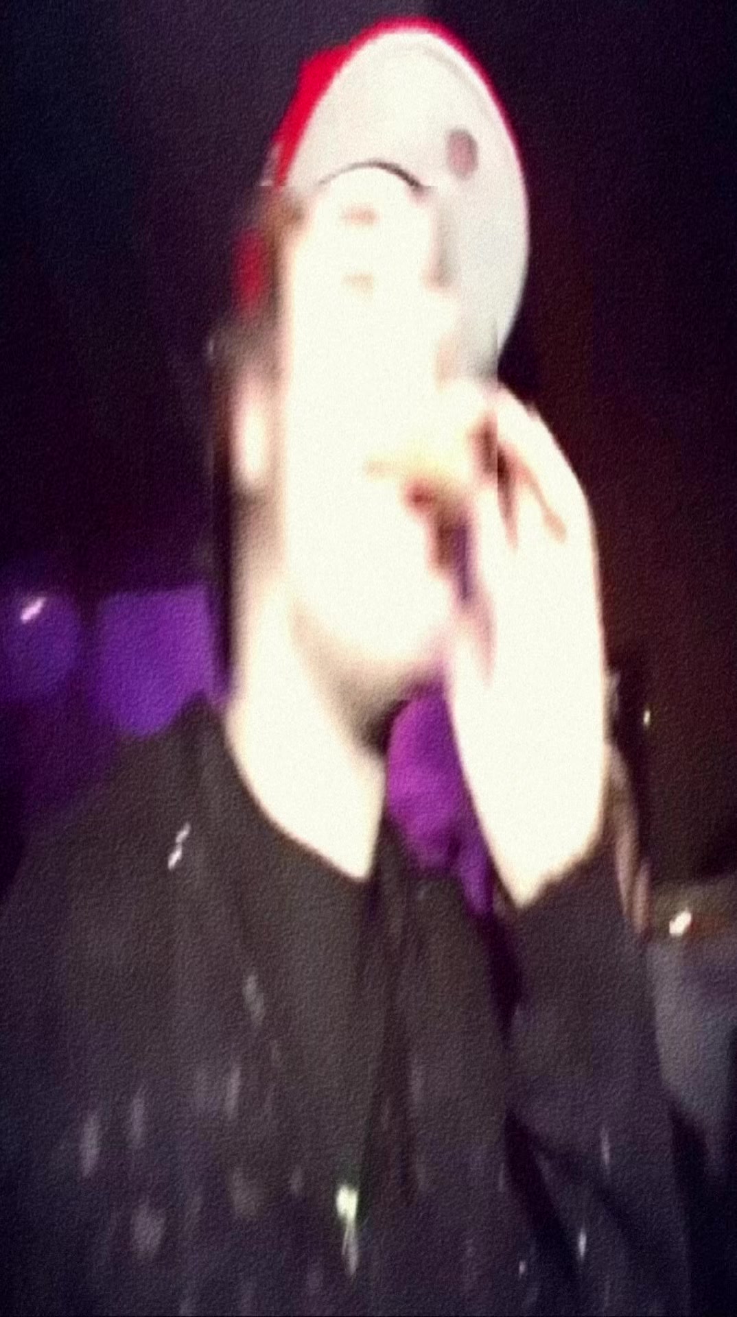 @⛧