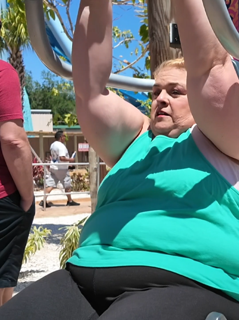 @Vikki &bull; Plus-size Travel