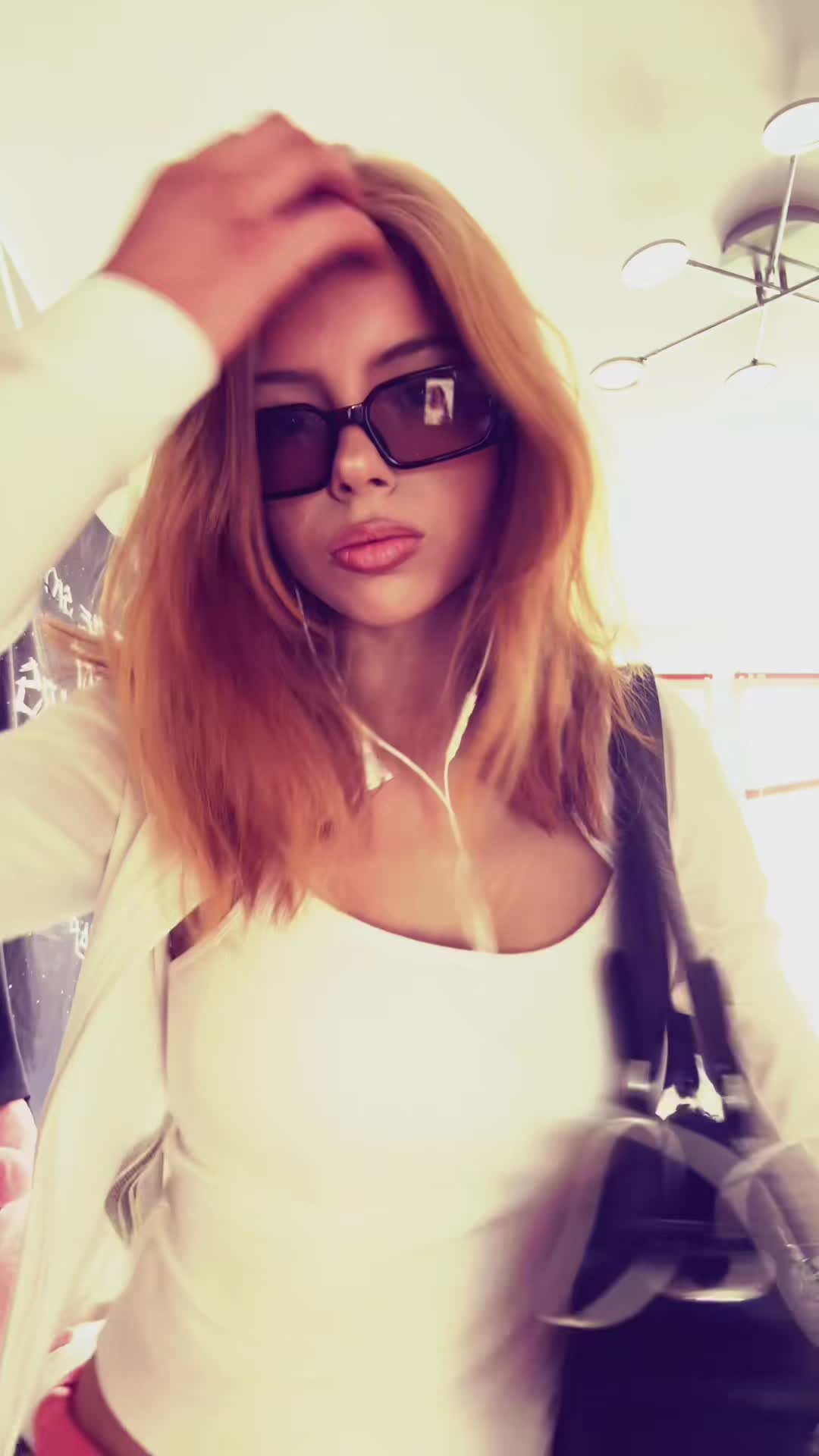 @angelinaajoleenn
