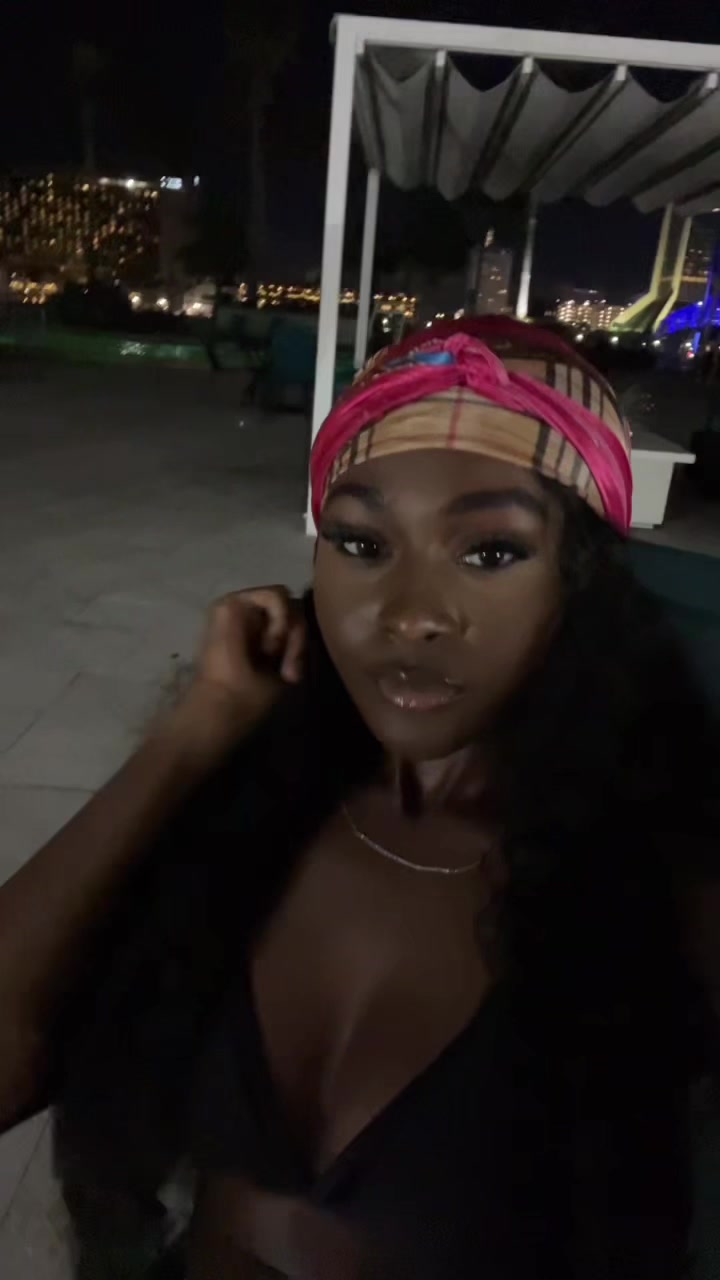 @Destynee