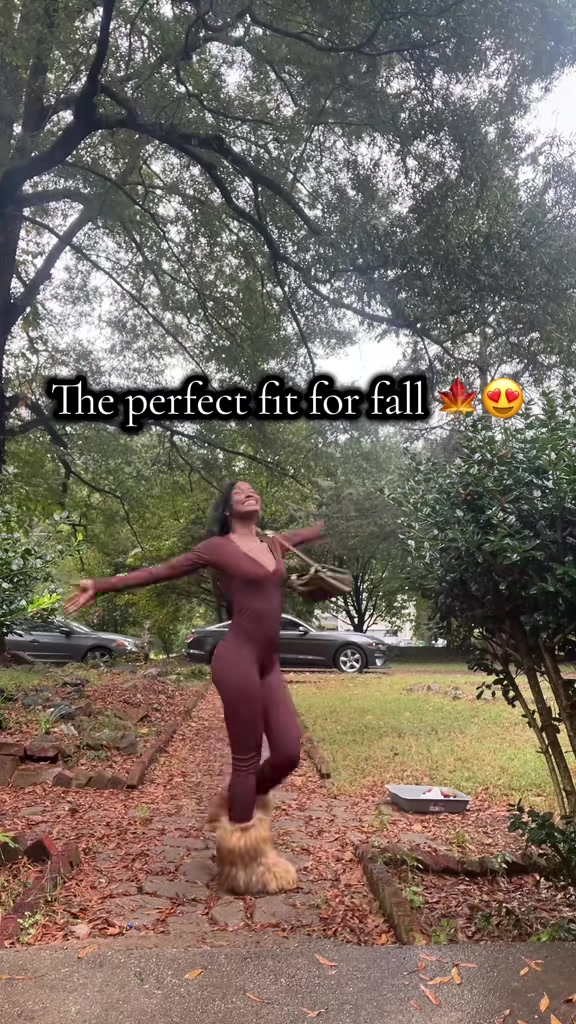 @Asha G / CLT content creator