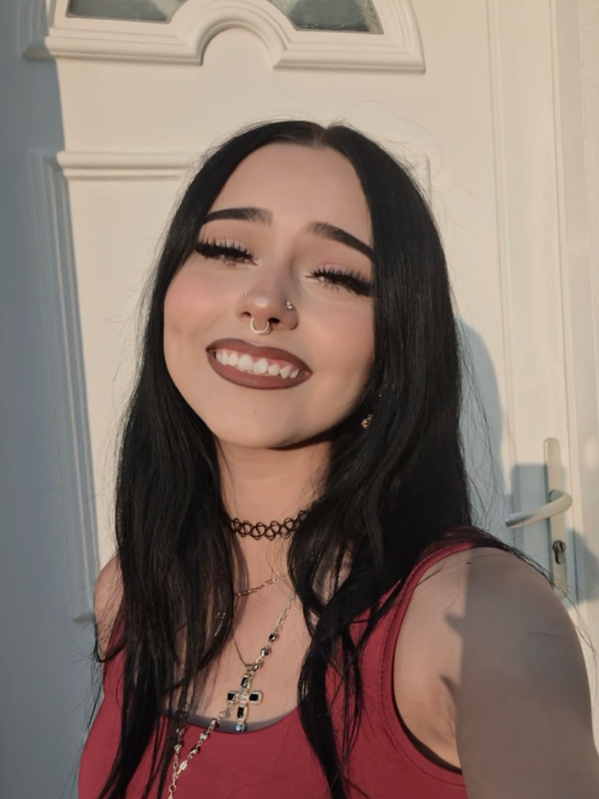 @☽✞𝕷𝖊𝖘𝖑𝒚✞☾