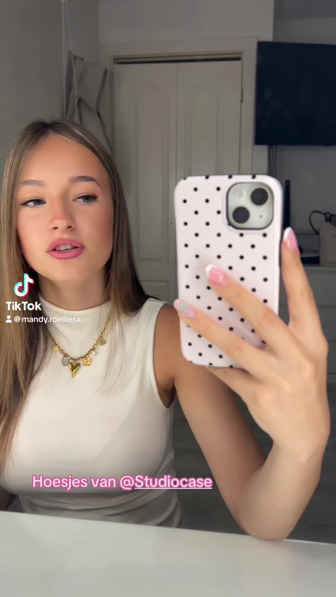 @𝓜𝓪𝓷𝓭𝔂 𝓻𝓸𝓮𝓵𝓵𝓲𝓮𝓼