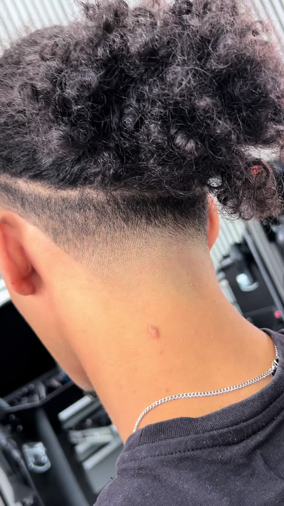 @Brothers_cut