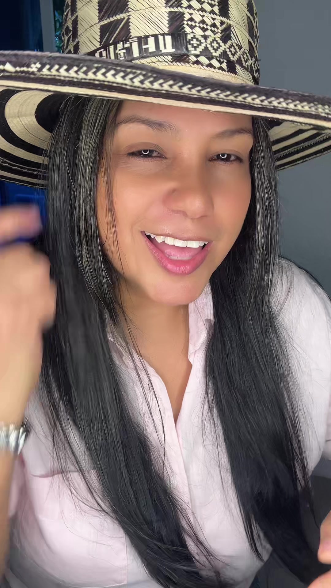 @🐺🌖🇨🇴𝕯𝖊𝖓𝖎𝖆2240🪗