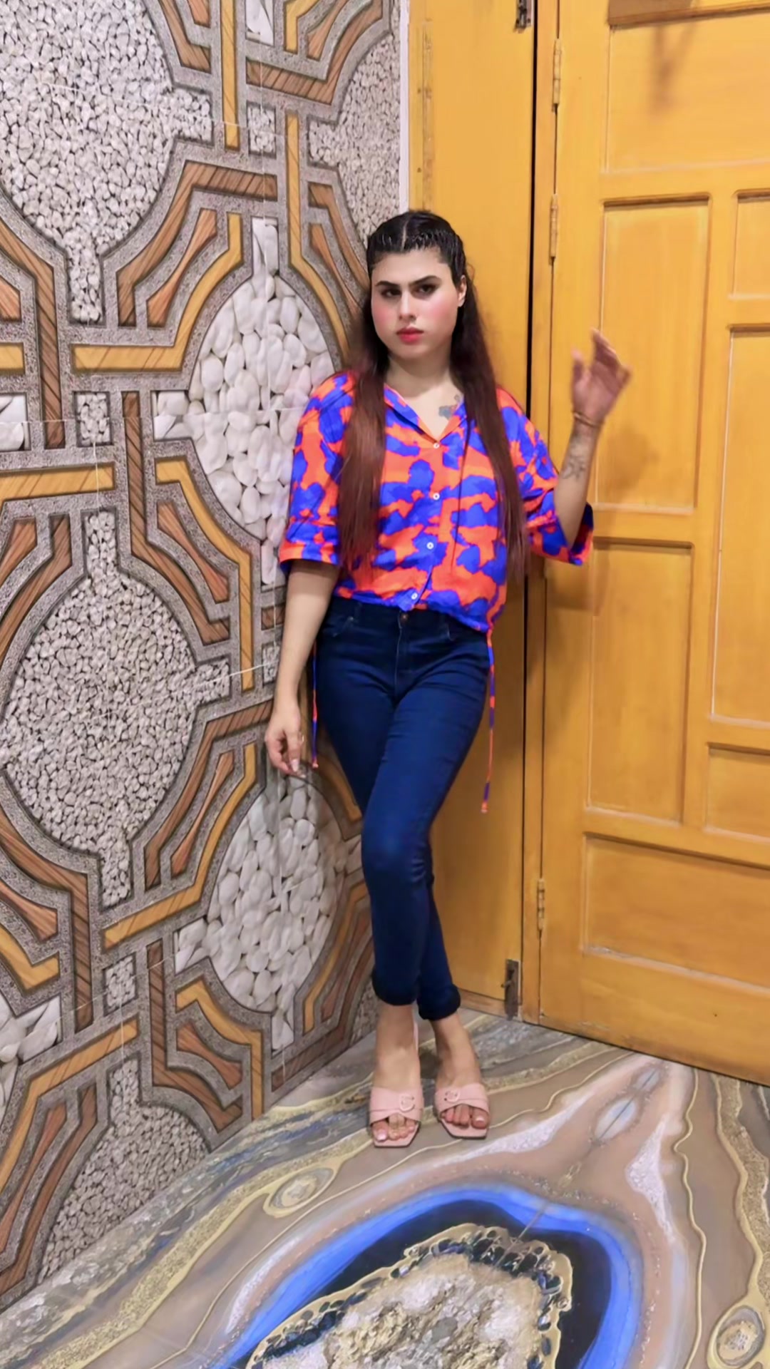 @MAHI 👑