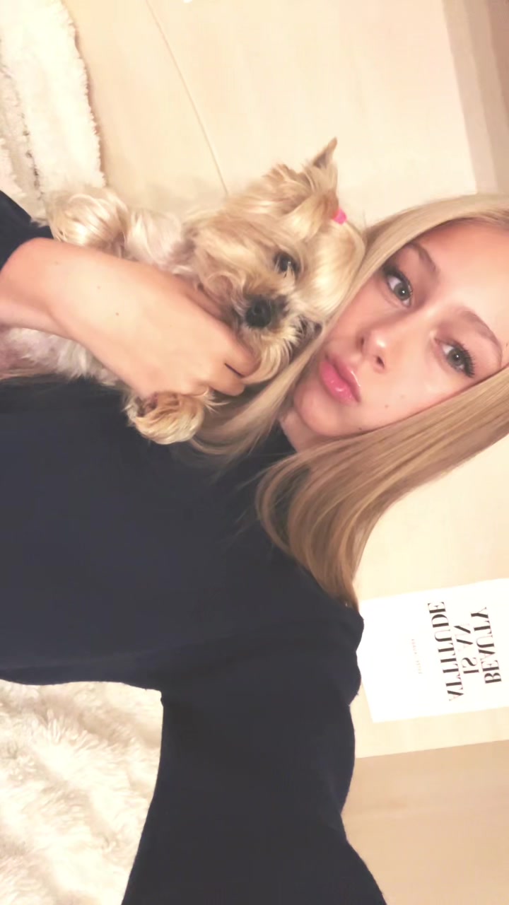 @Элечка👼🏽
