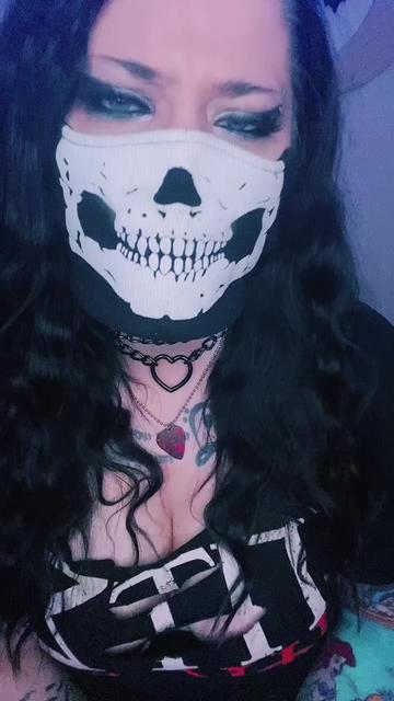 @Little Demon 😈