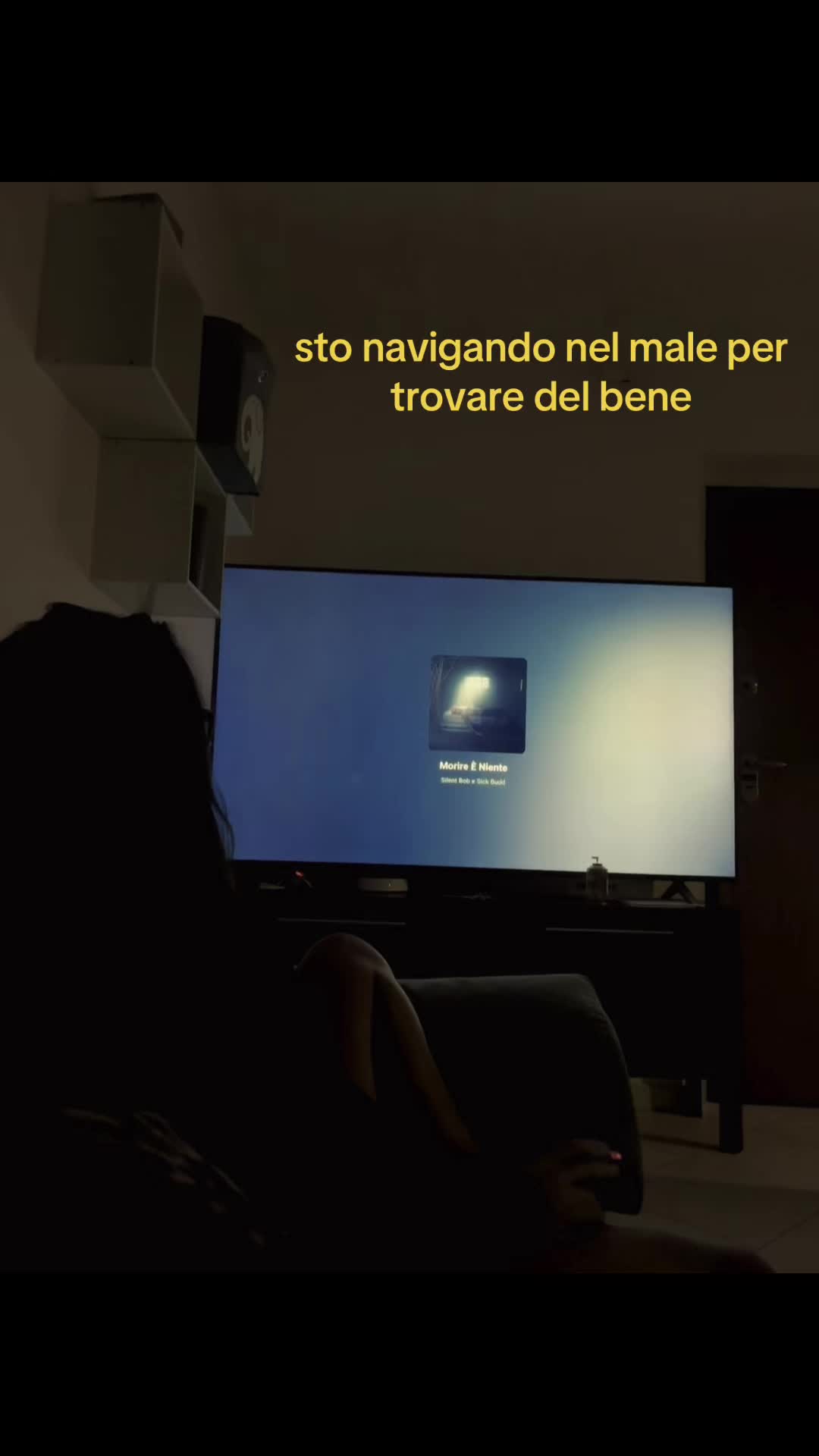 @elenapomili