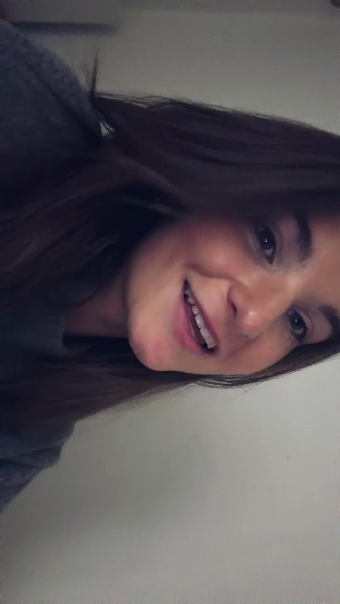 @Chloeeee
