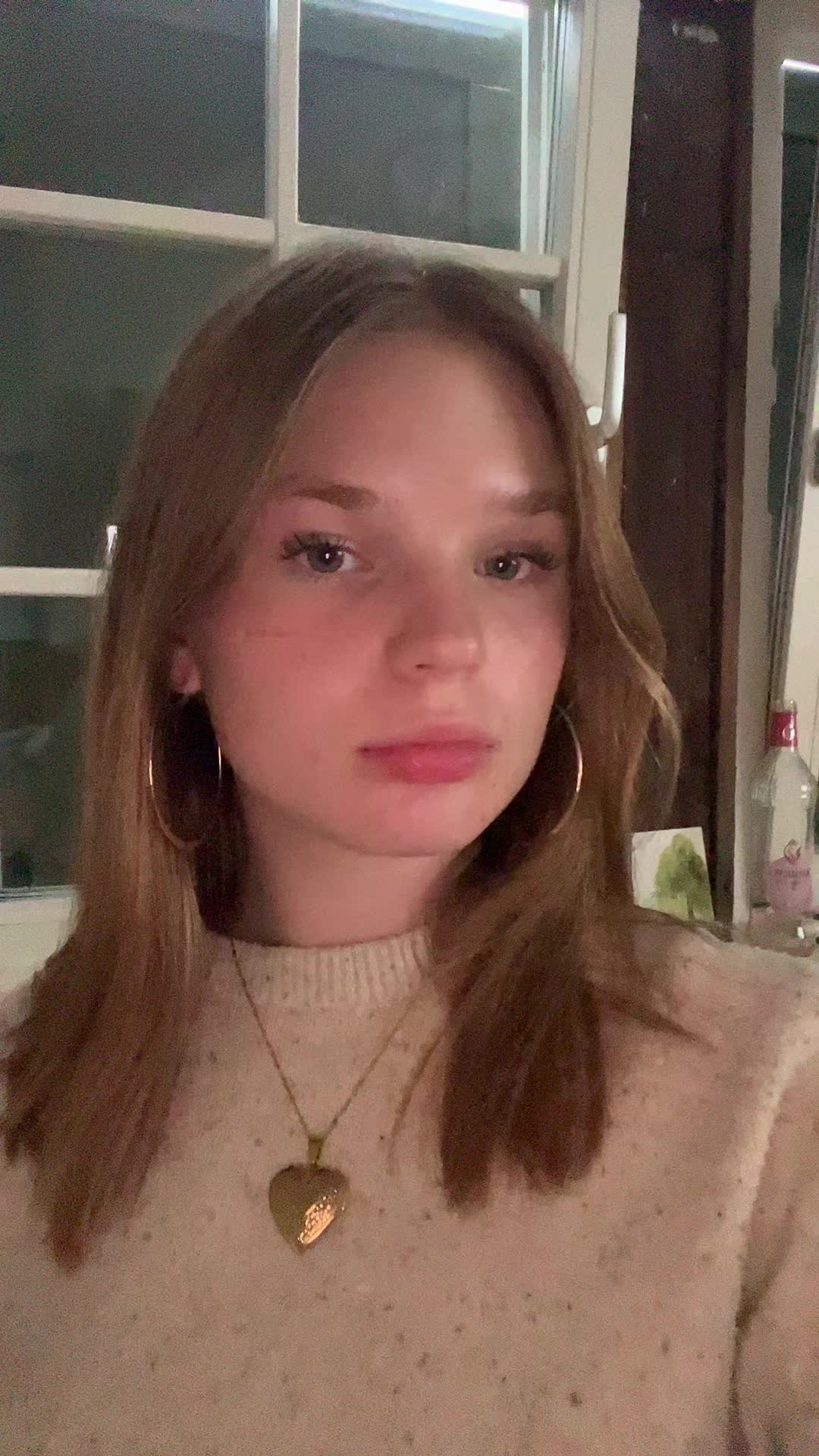 @flo🎞️🎶