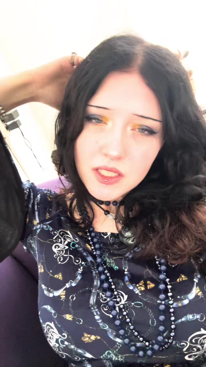 @Emma