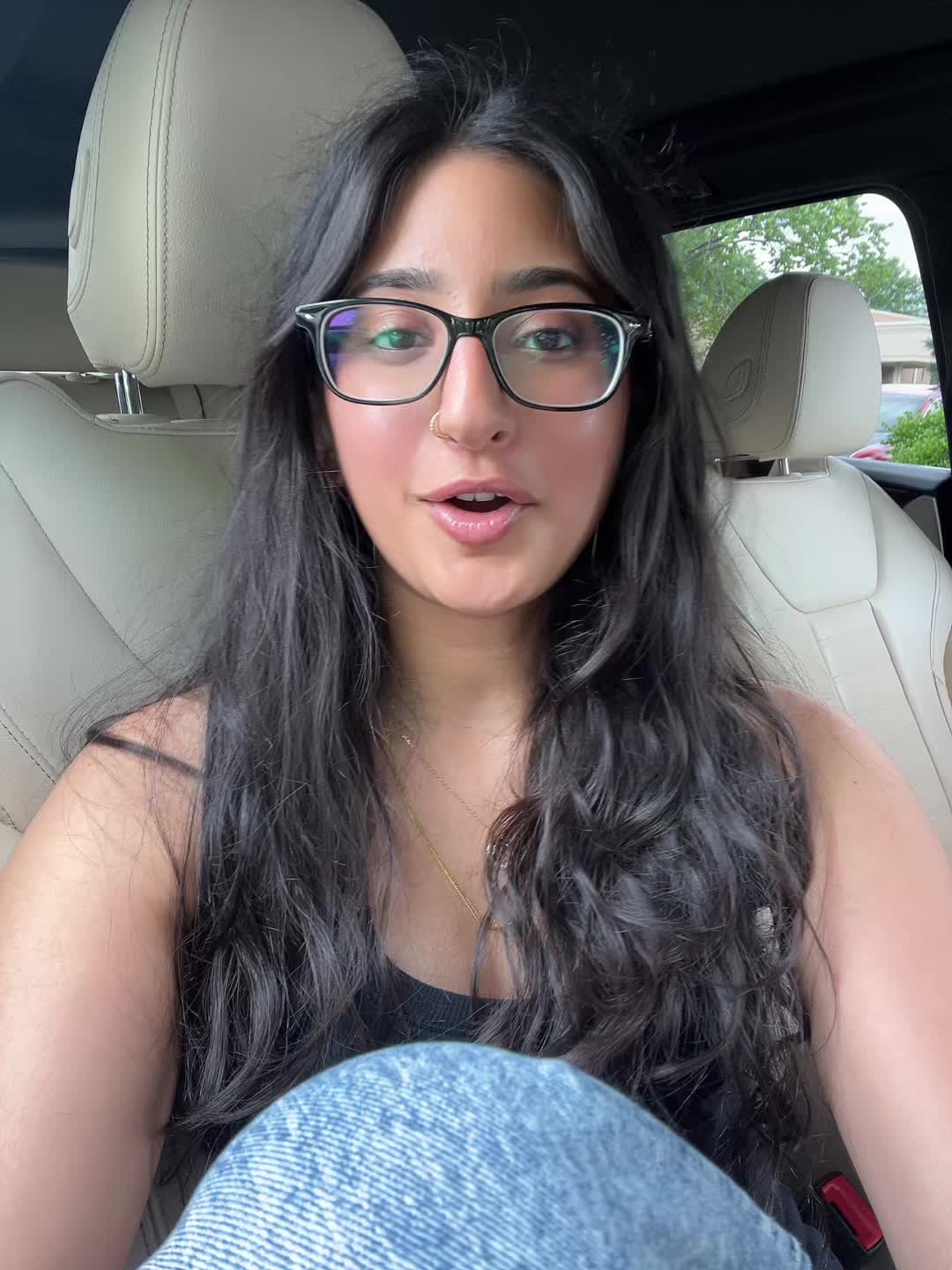 @shreyu
