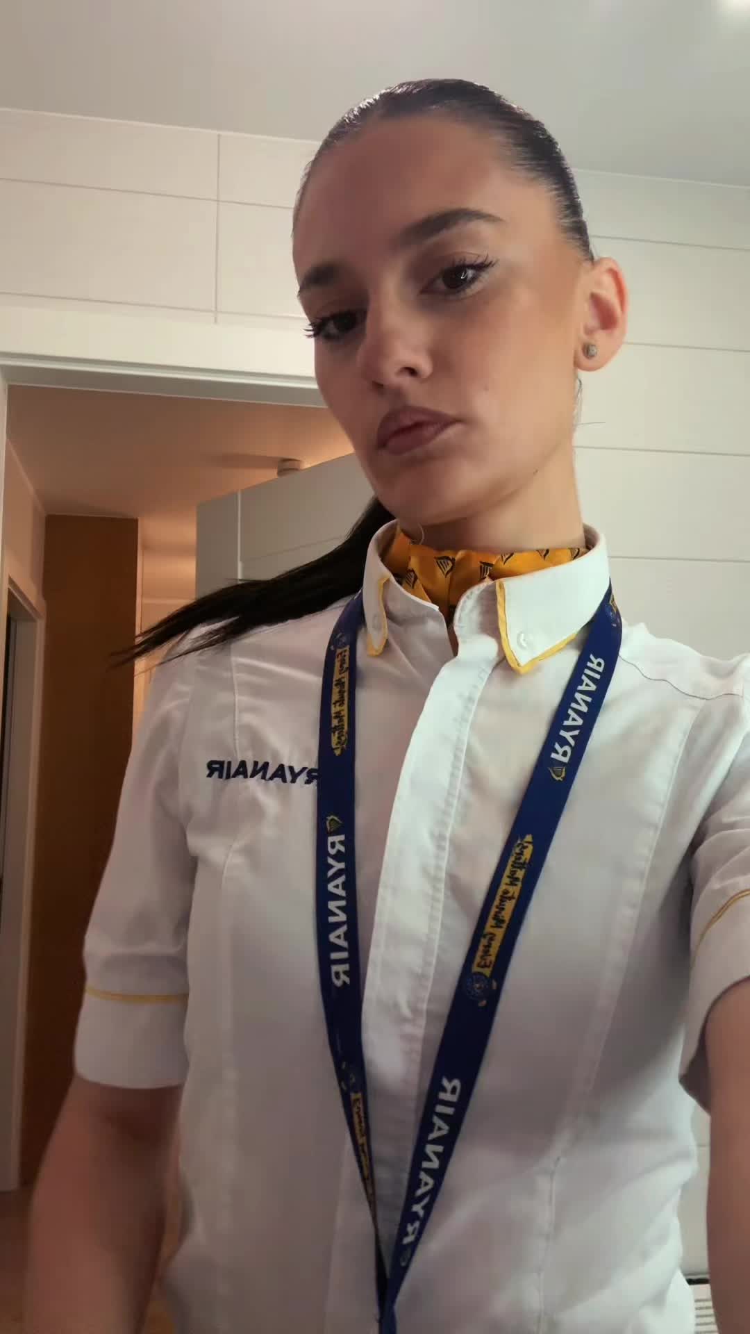 @𝓜.