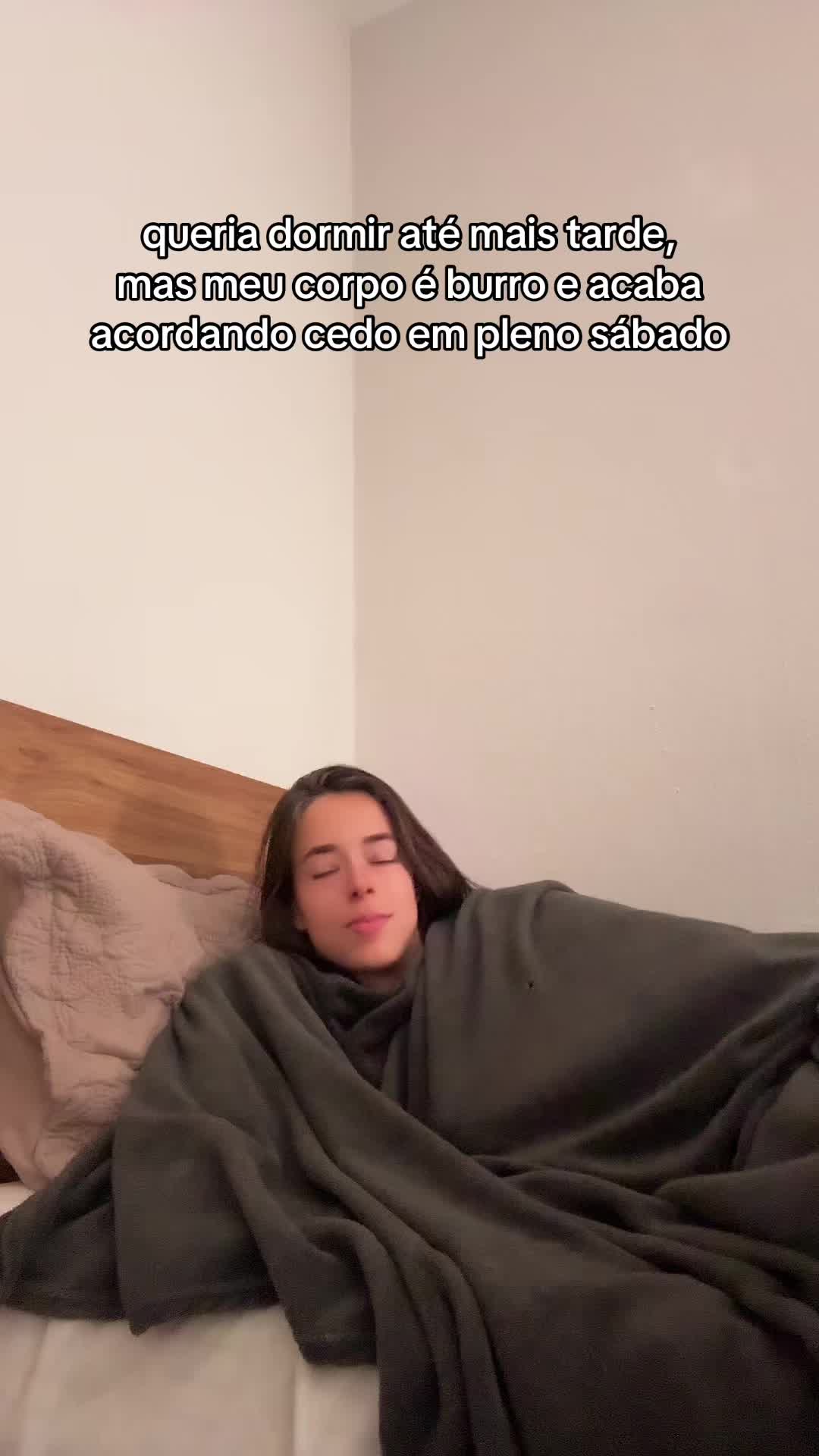@Julia Andrade