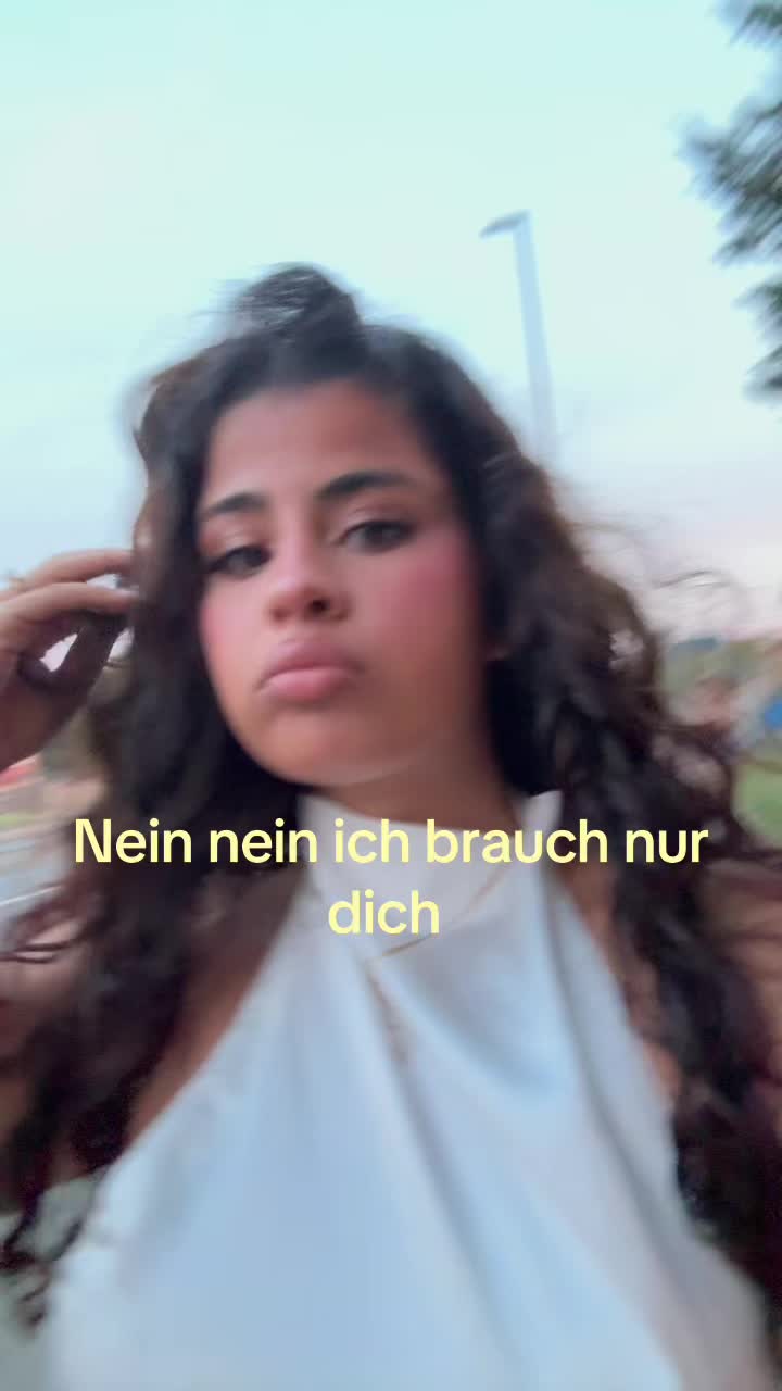 @⃟