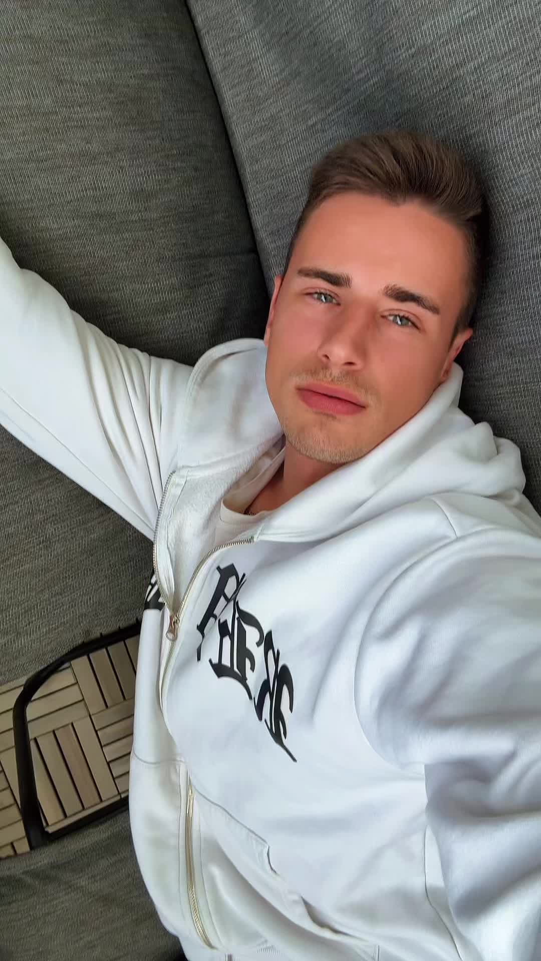 @stevoo.xoxo