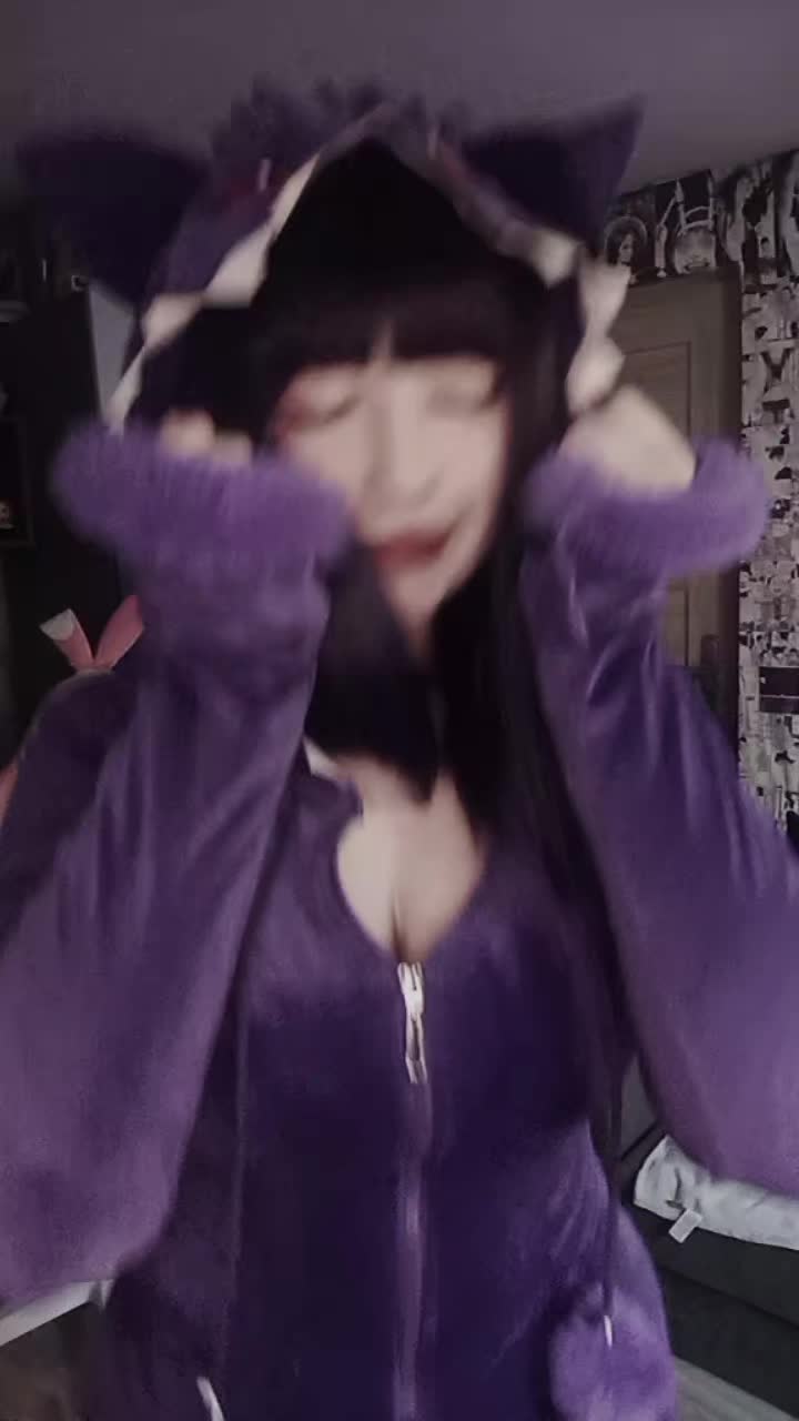 @twitch.tv/pastelbat_jpg