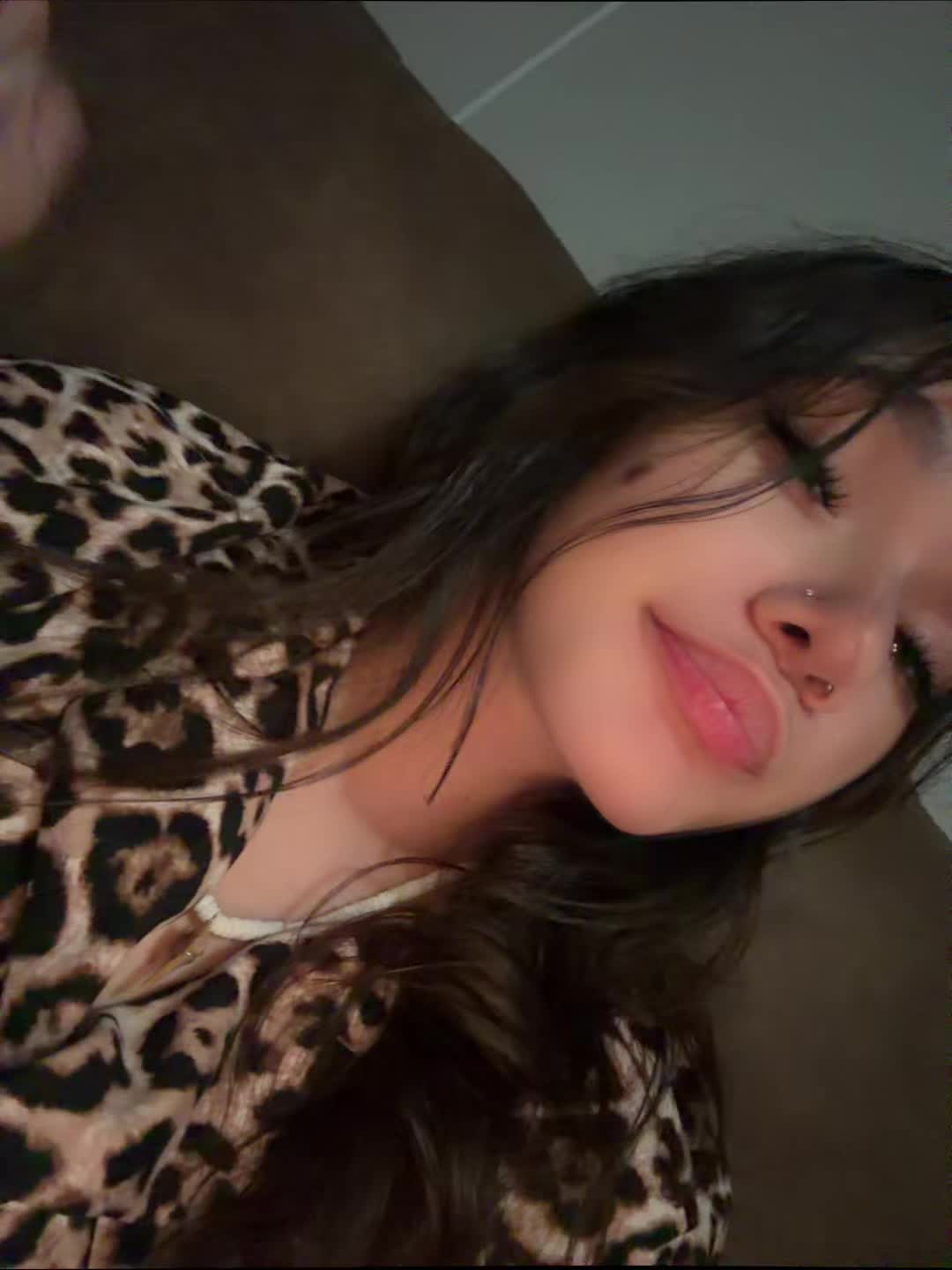 @lababychuckyy