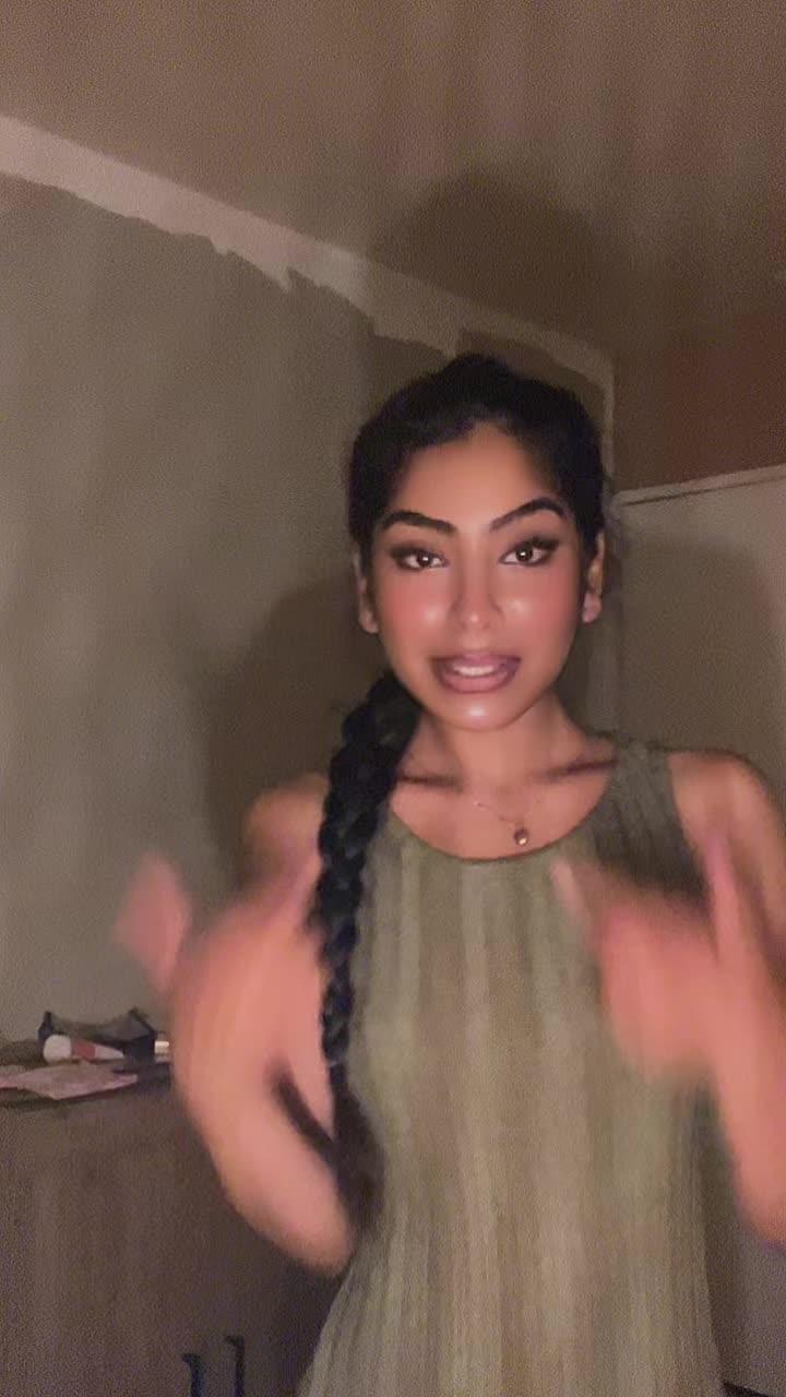 @Anishba 🌺🤍