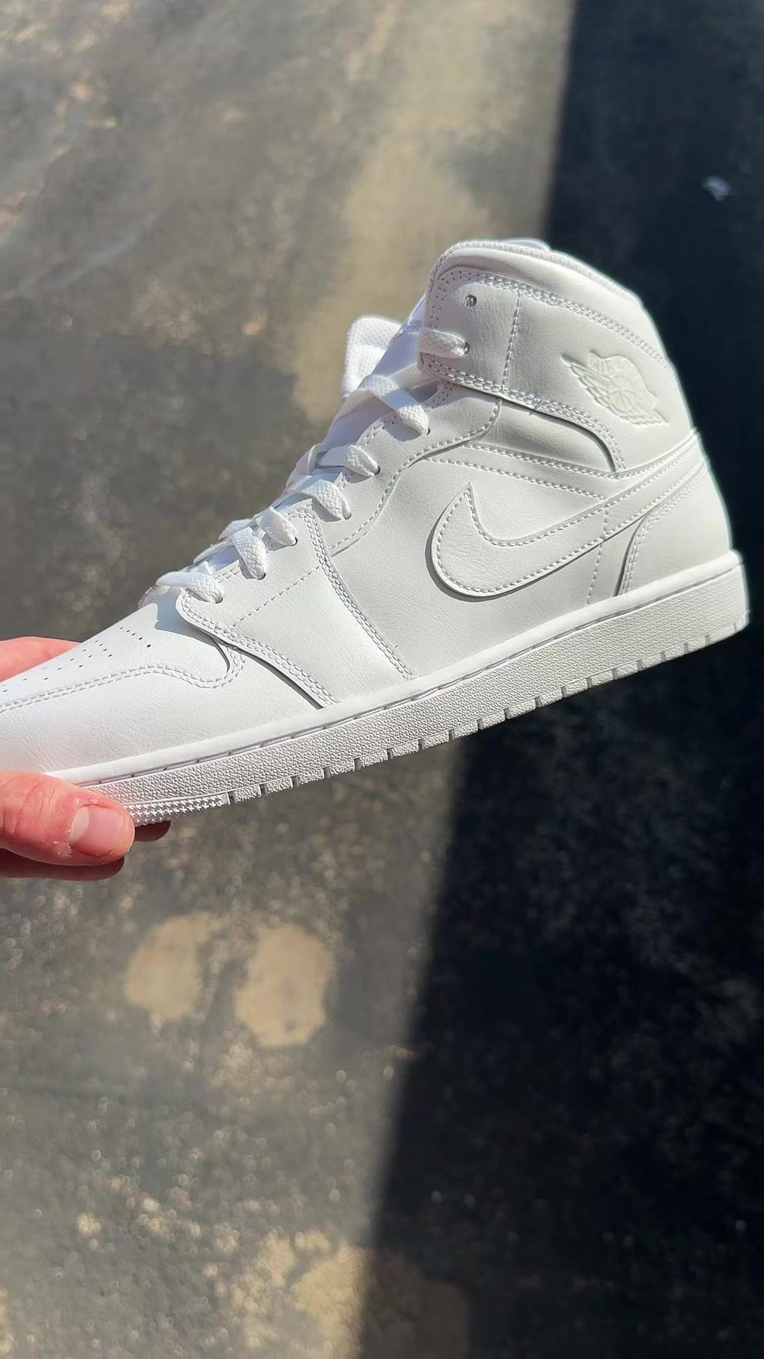 @VERIFIED SNEAKER DEALS