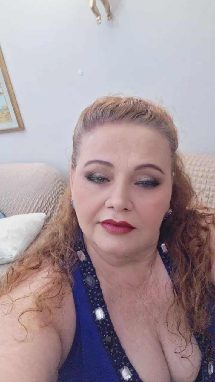 @angela occhi blu