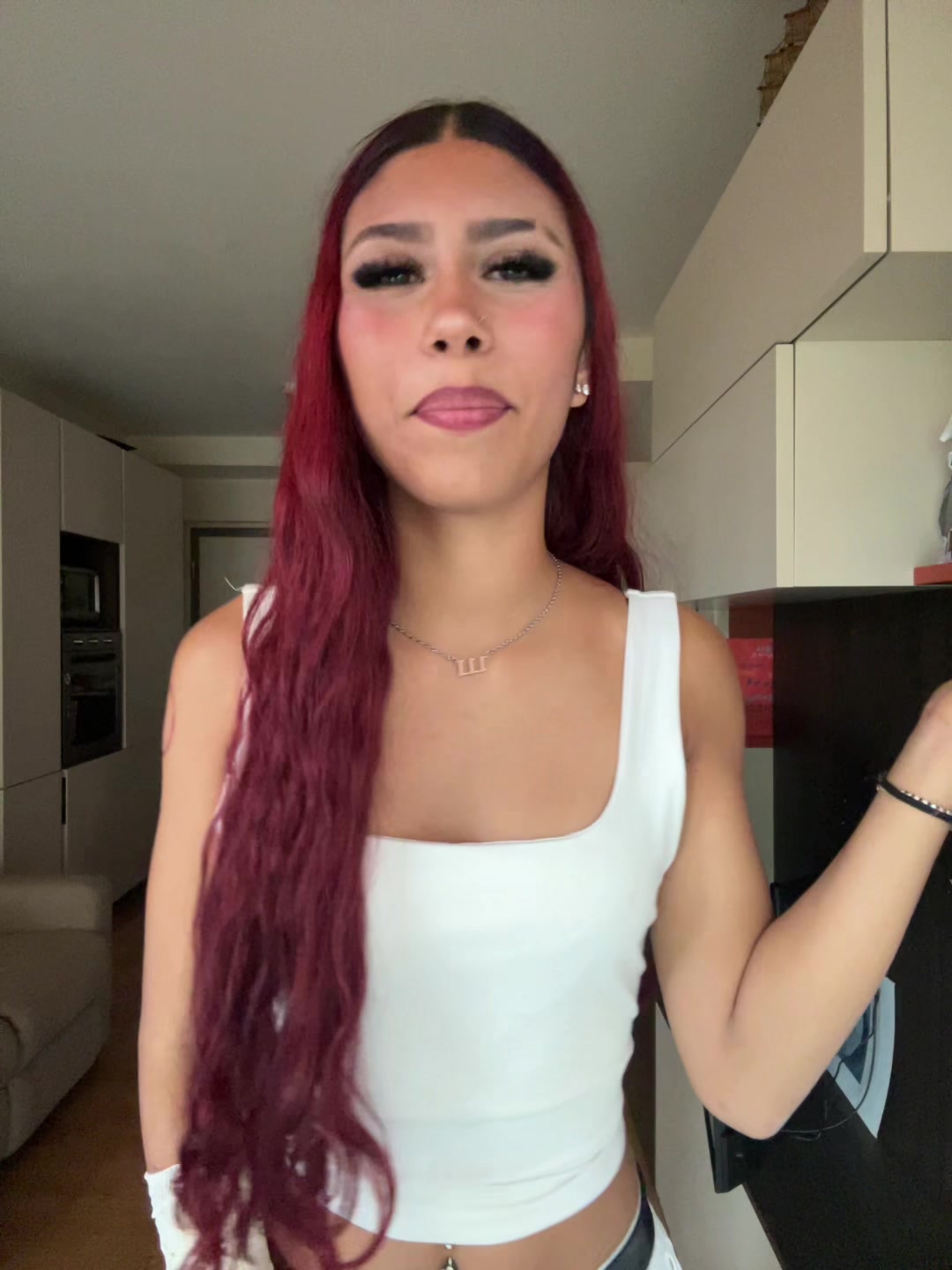@👹