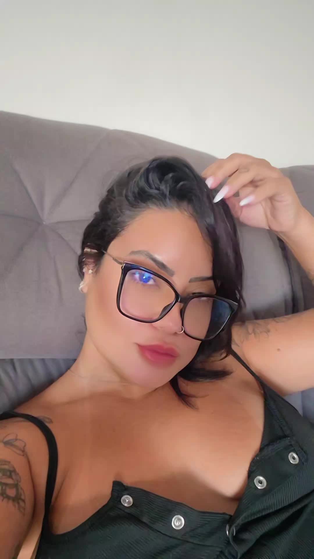 @Emilly Larissa