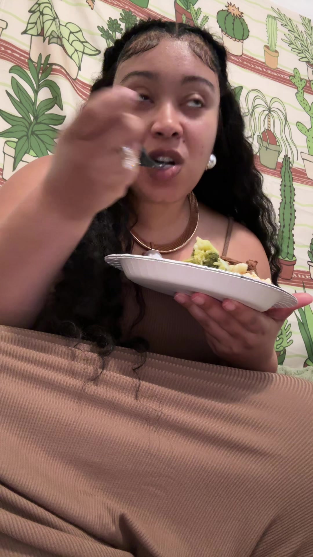 @YourAuntieMoe