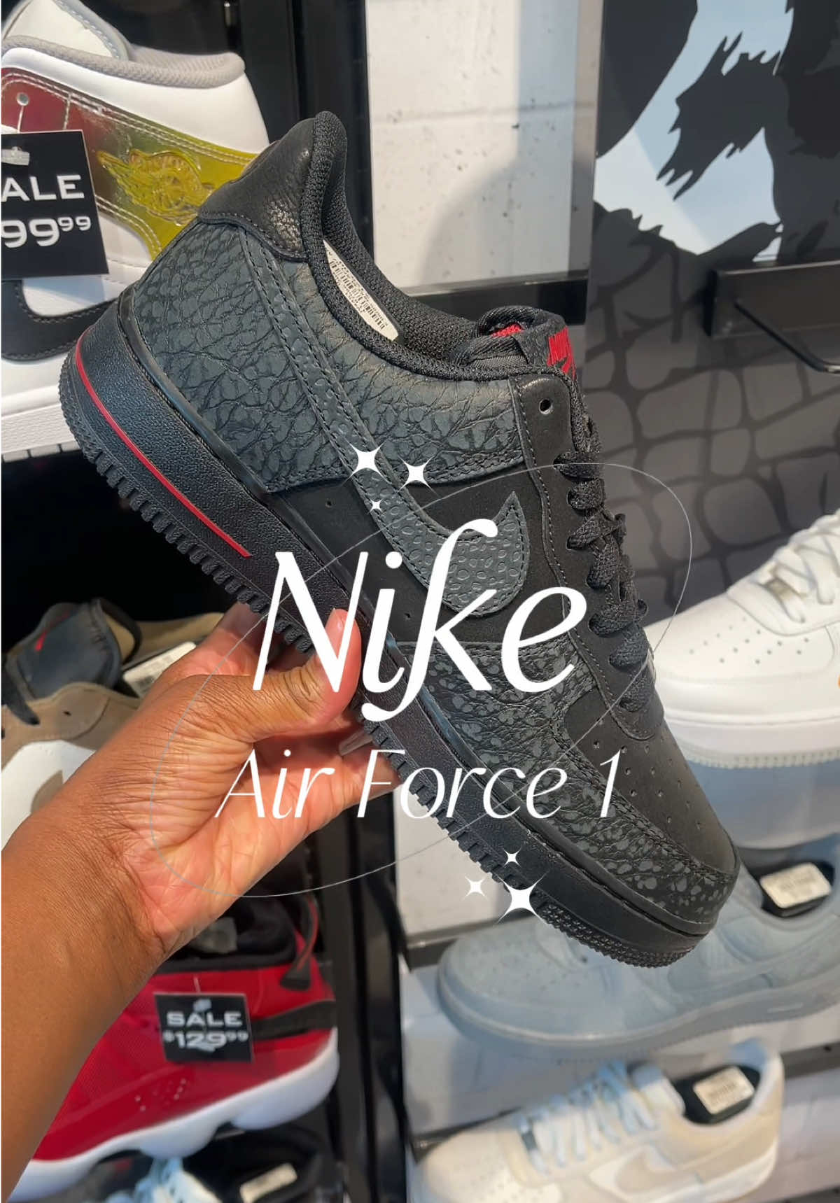 @Kelly | Your Sneaker Bestie