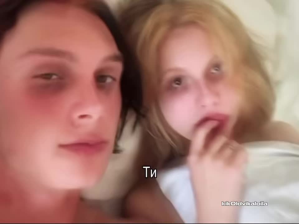 @🩻vika and vova🩻