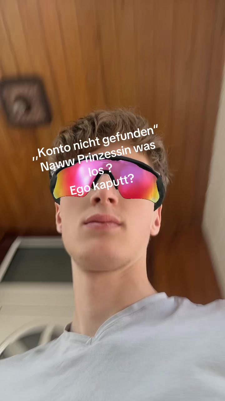@👻