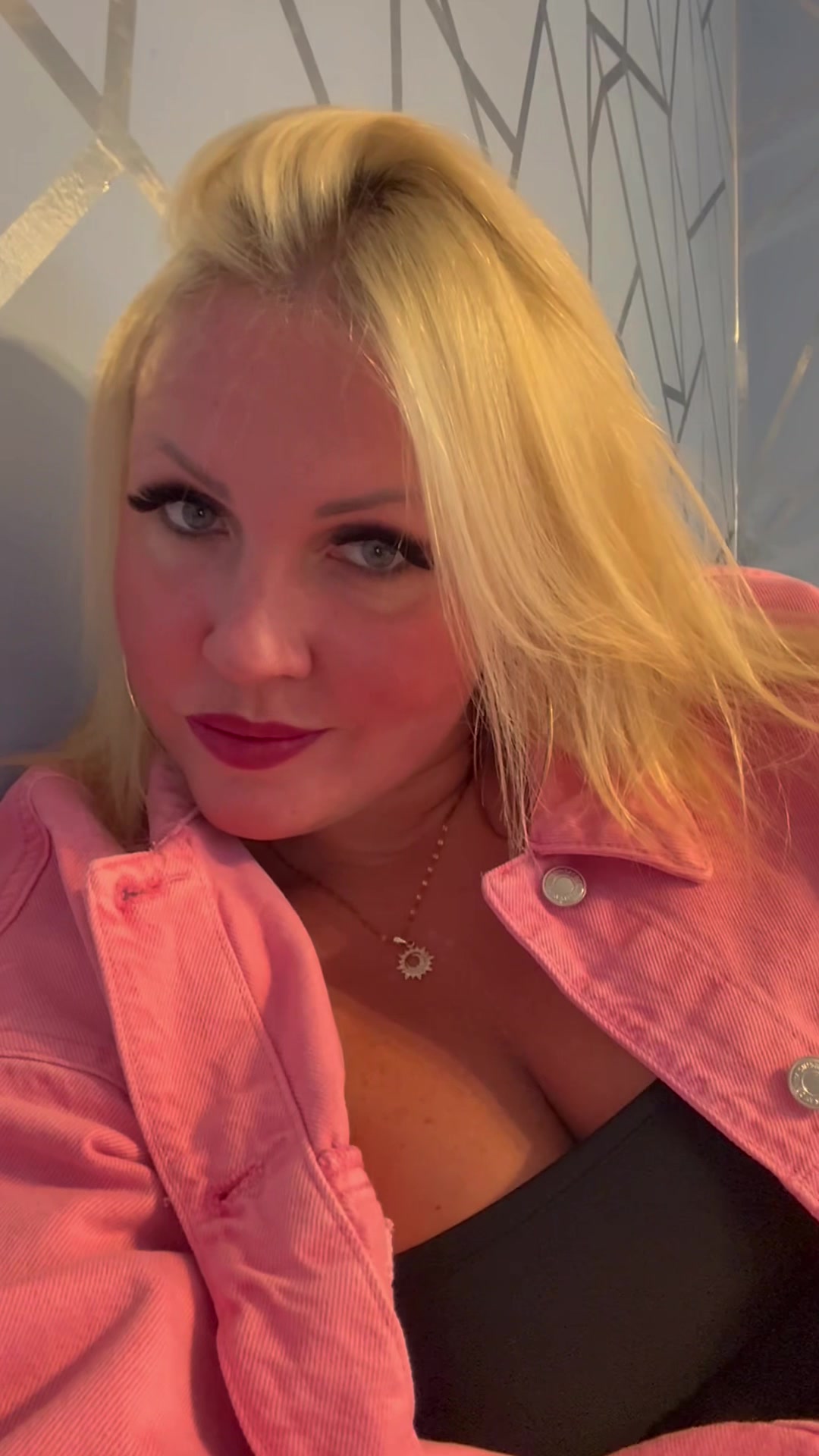 @ana_melody_ania