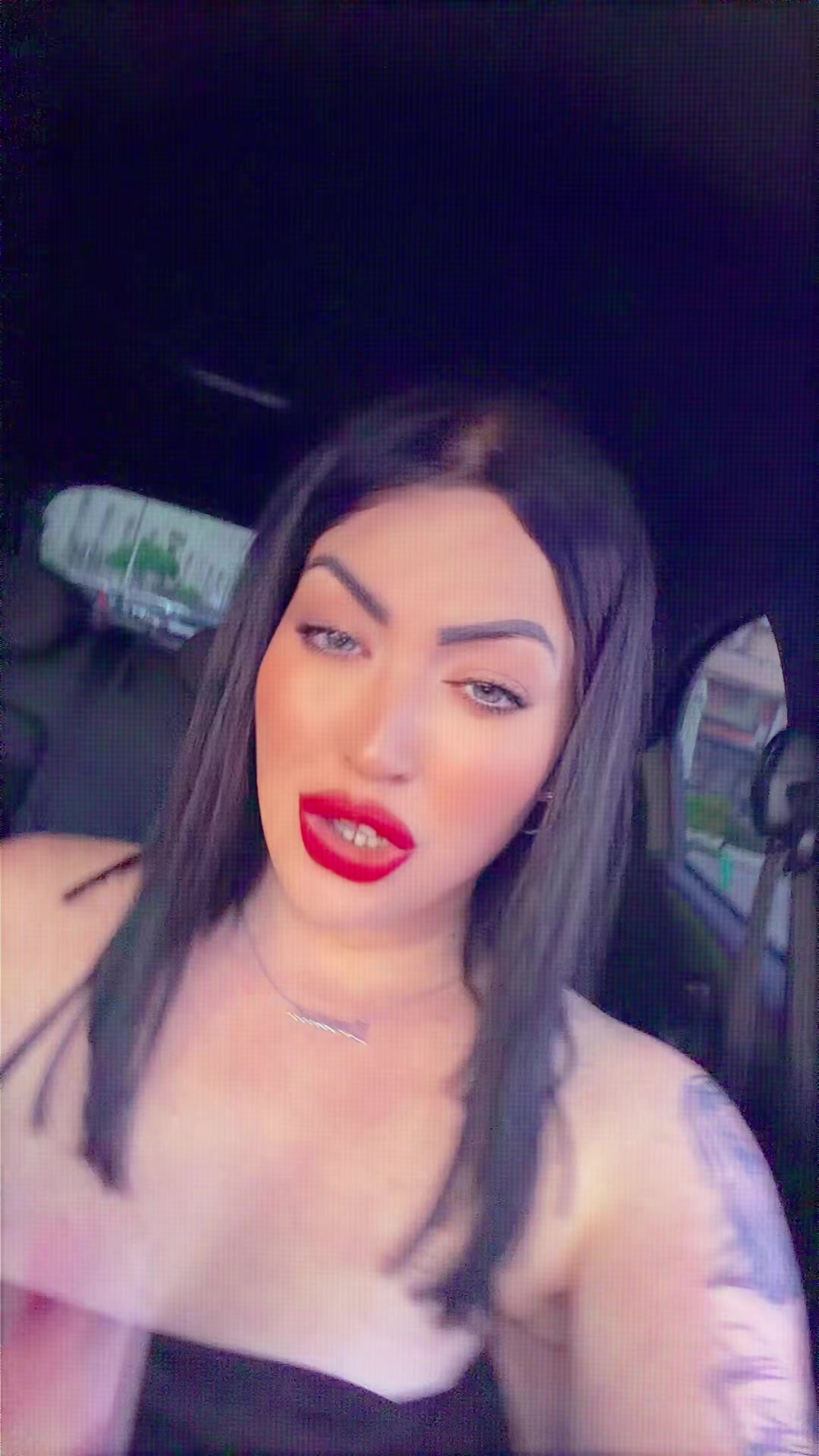 @L.B🎀🖤