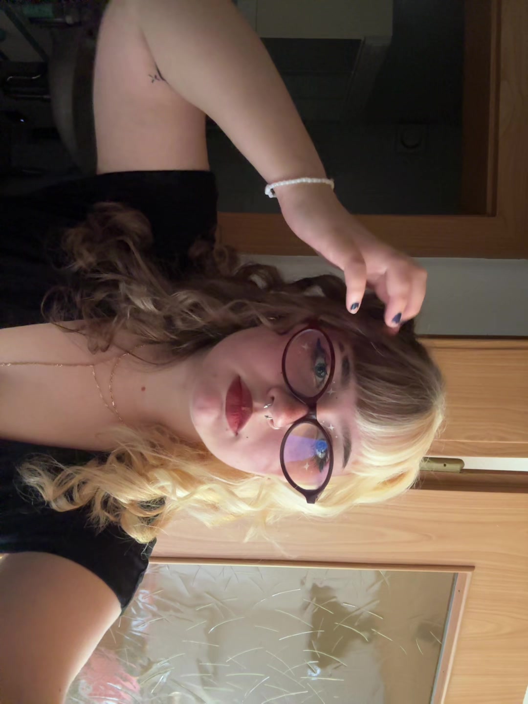 @hoemii_