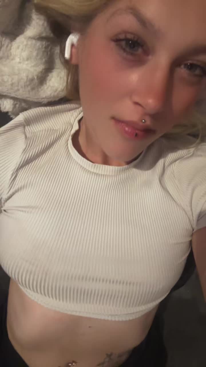 @Lali Lu