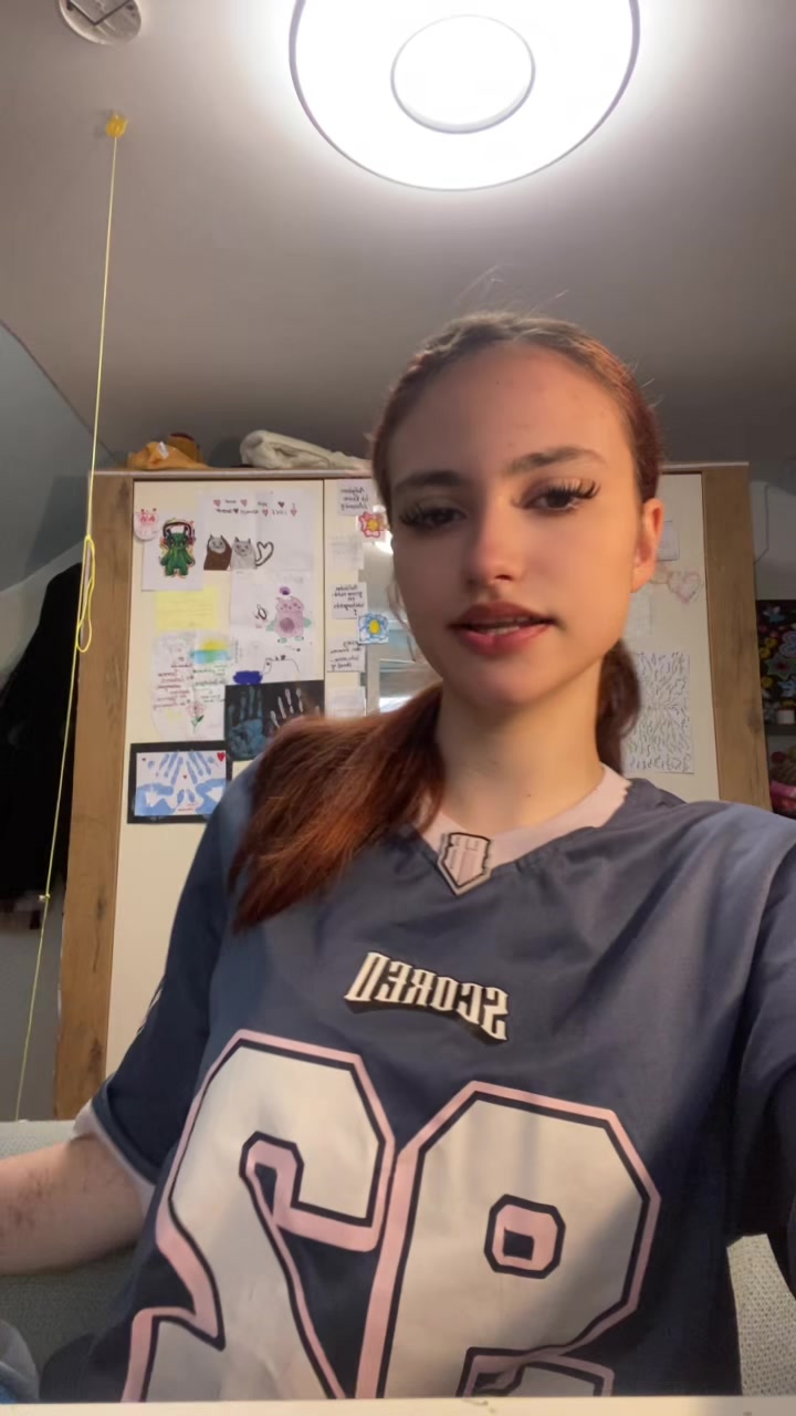@Julie❦