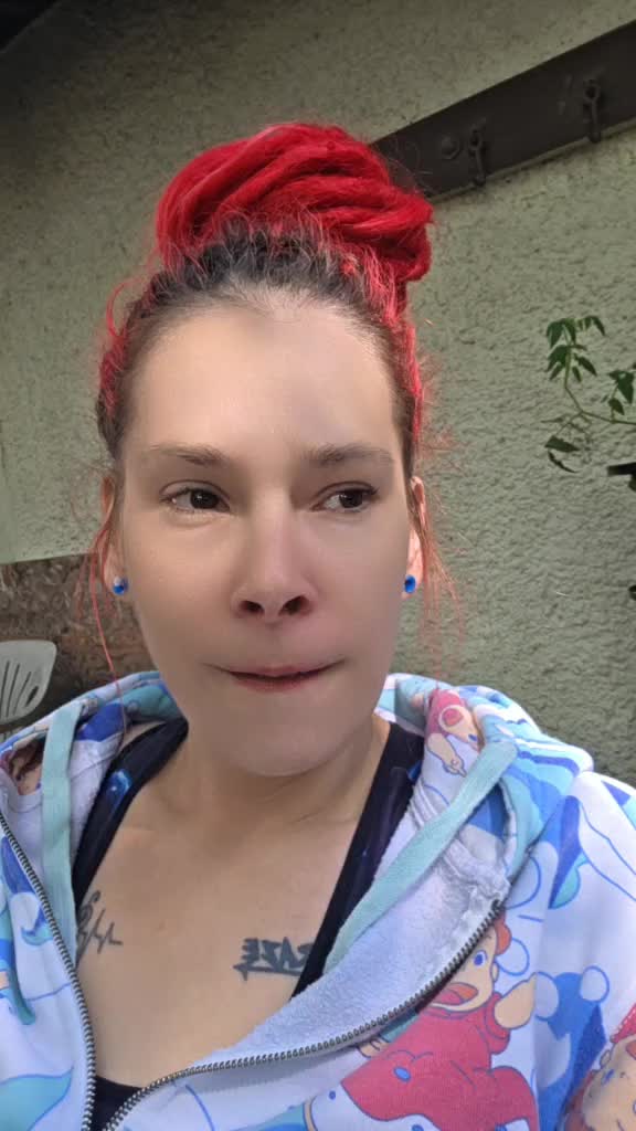 @Mombie1991