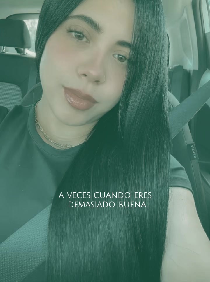 @💜🌸Madeir🌸💜