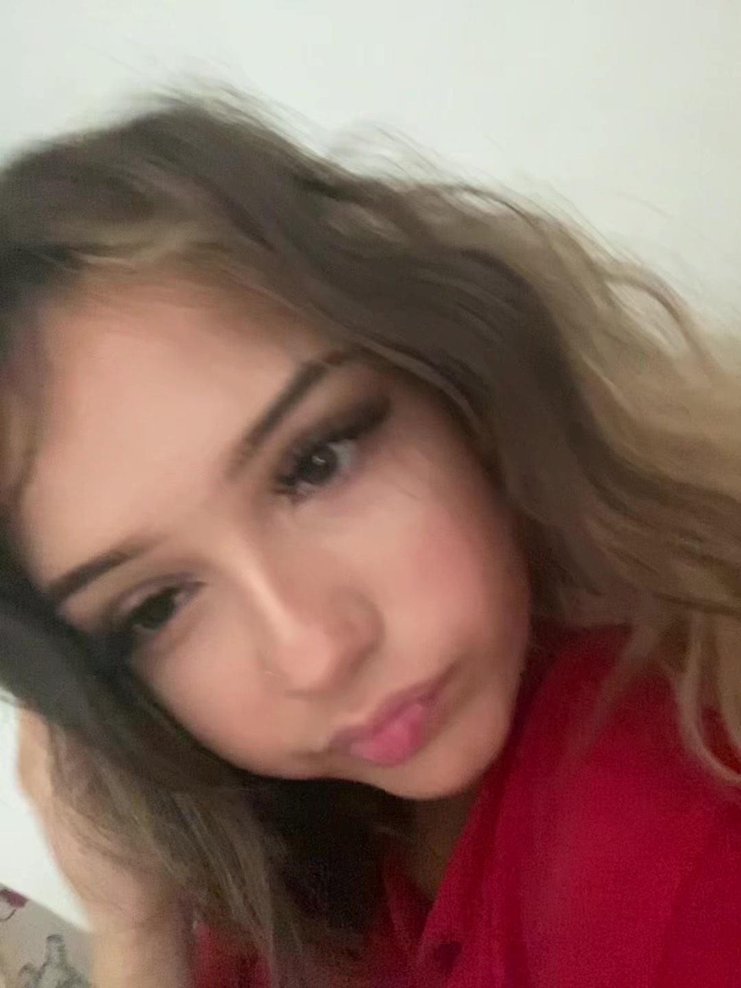 @👤