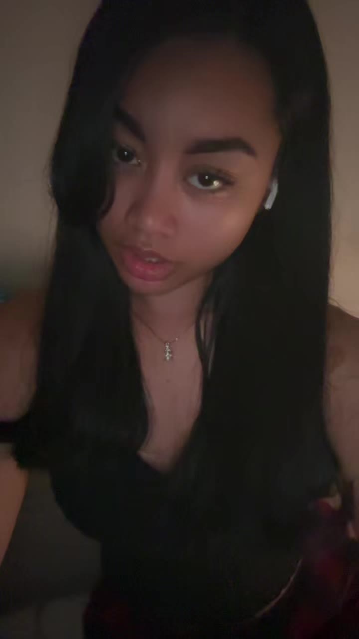 @missraeanaa