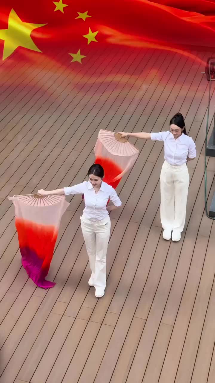 @Sally 王雪莉 大笑笑