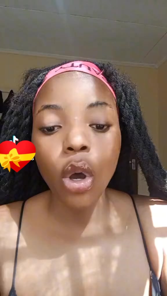 @AKOKOMEZI 😂🫴